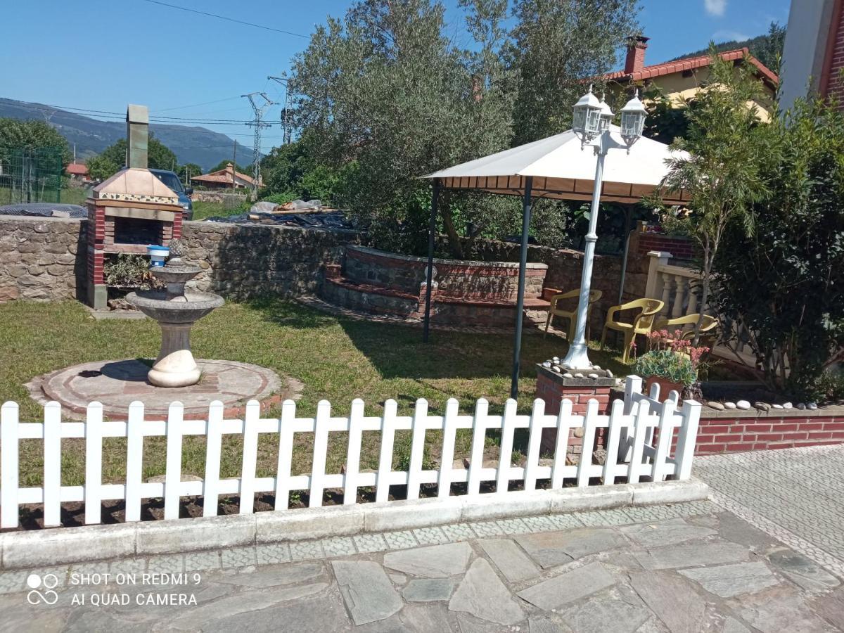 Vivienda Turistica Volvere Santiurde de Toranzo Exteriör bild
